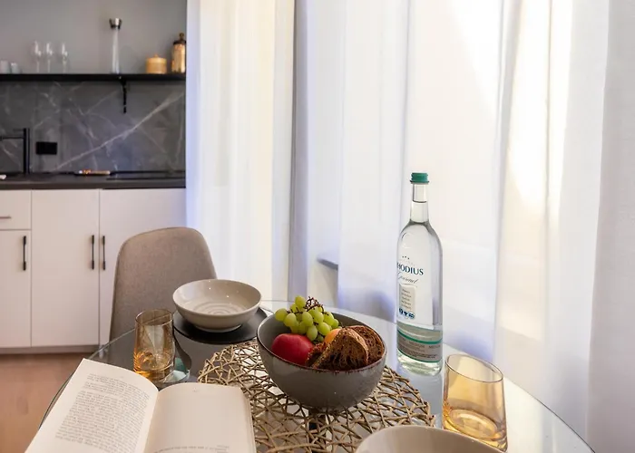 In Near Deutsches Eck Apartamento