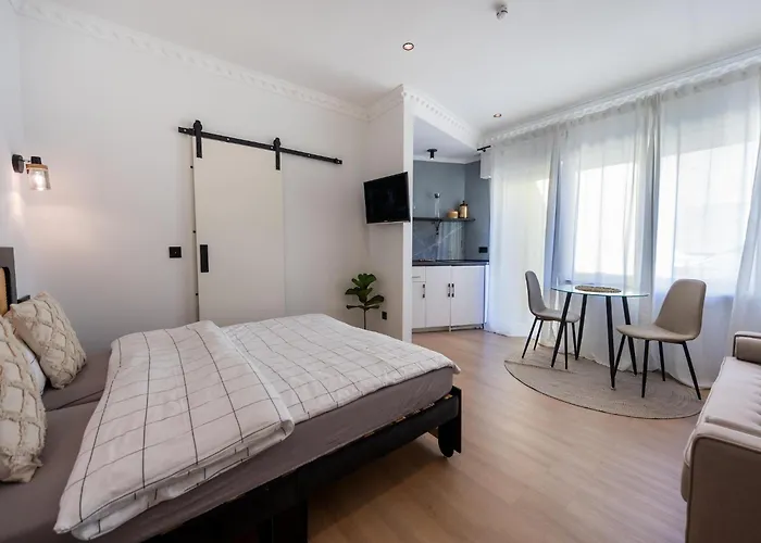 Apartment In Near Deutsches Eck *